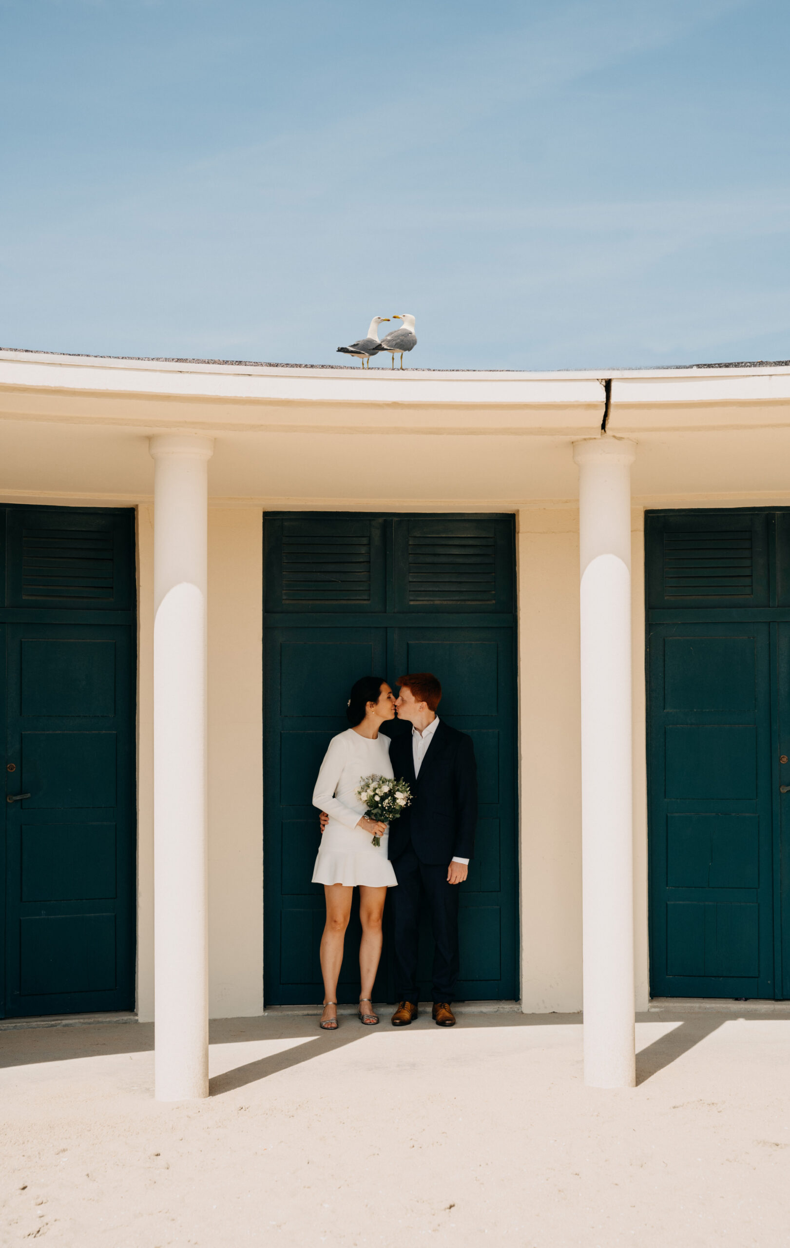 Photographe mariage civil à Deauville - sortie de mairie